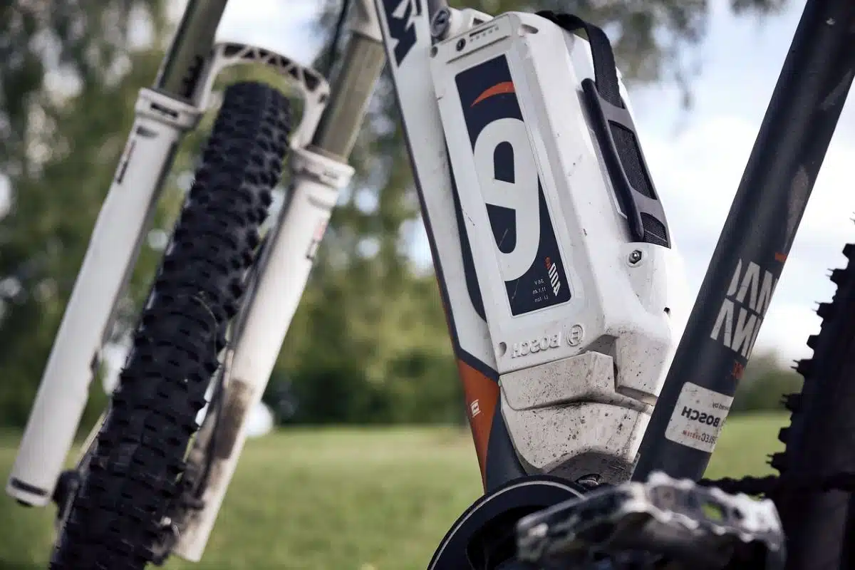 Comment recharger une batterie de vélo électrique